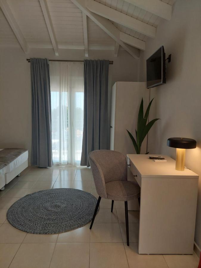 Nikkos Apartments Skala  ภายนอก รูปภาพ