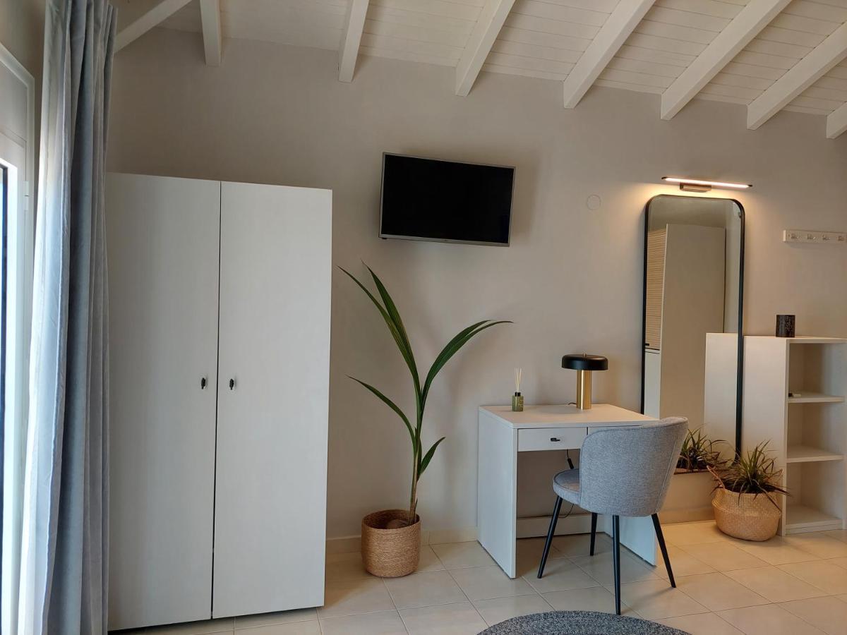 Nikkos Apartments Skala  ภายนอก รูปภาพ